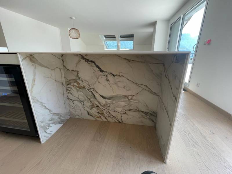 Plan de travail cuisine en céramique près d'Annecy en Haute-Savoie (74)