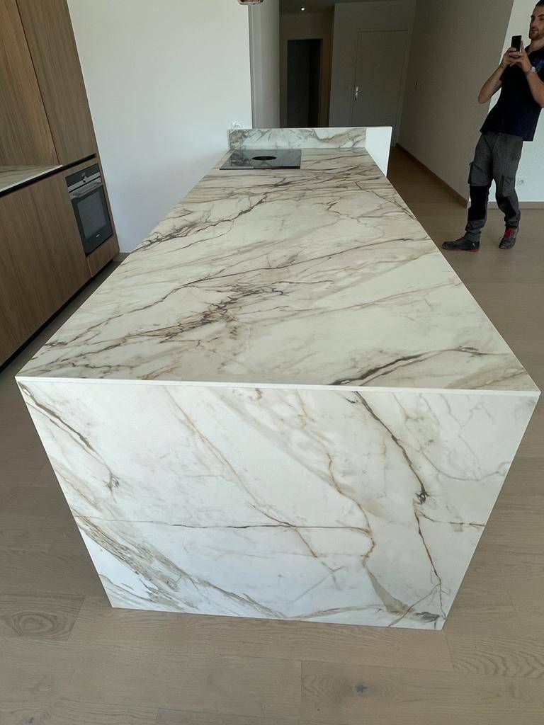 Plan de travail cuisine en céramique près d'Annecy en Haute-Savoie (74)